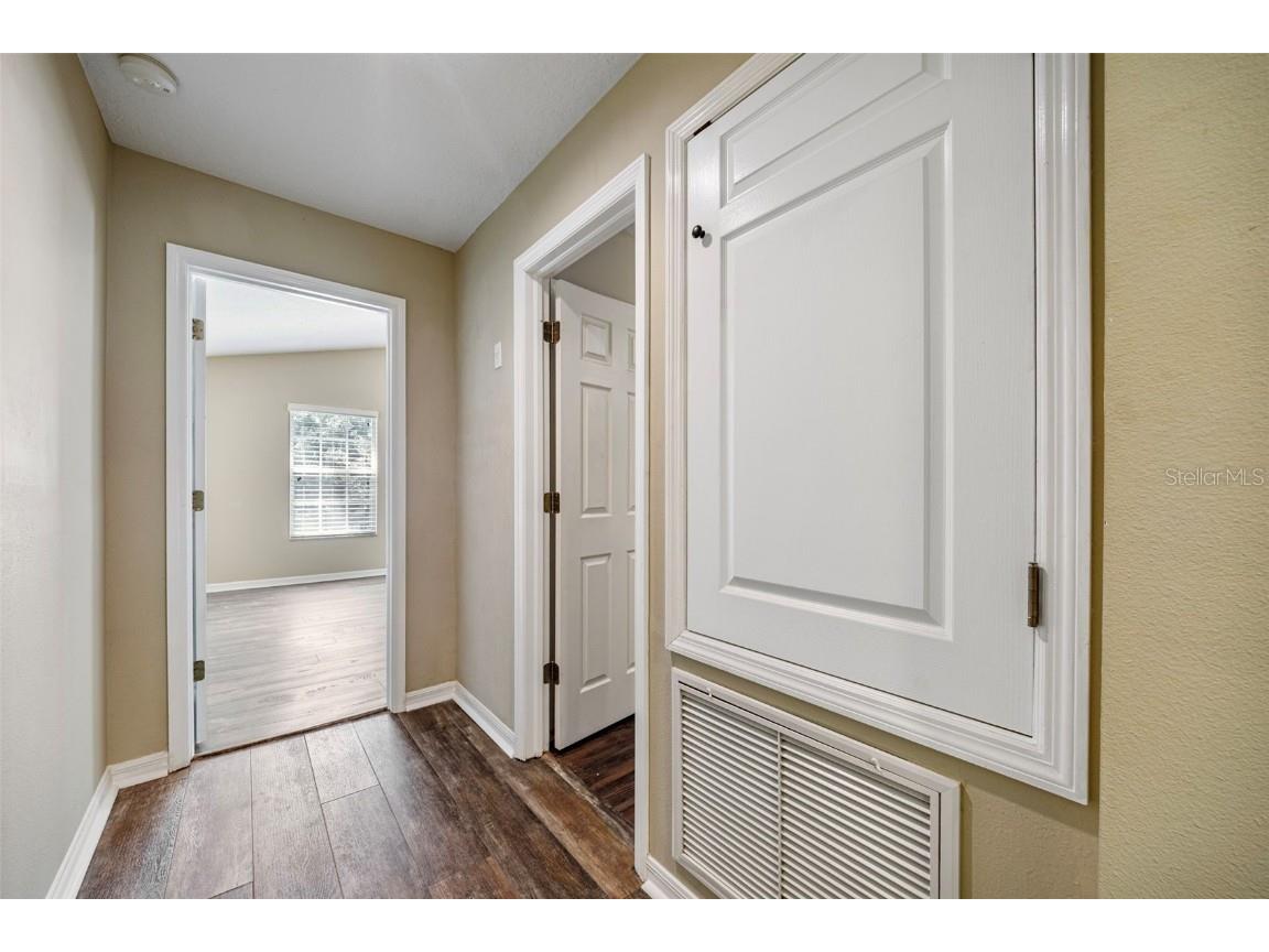 4140 Bismarck Palm Drive Tampa FL 33610 TB8410355 image24