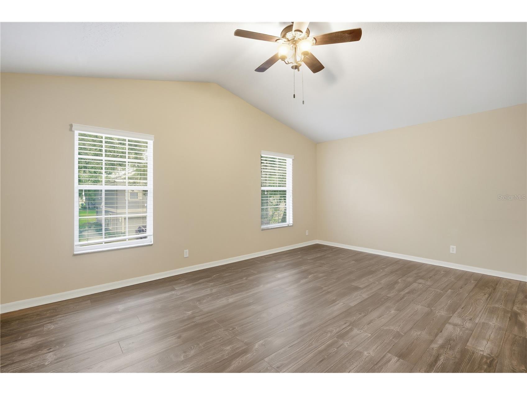 4140 Bismarck Palm Drive Tampa FL 33610 TB8481225 image16