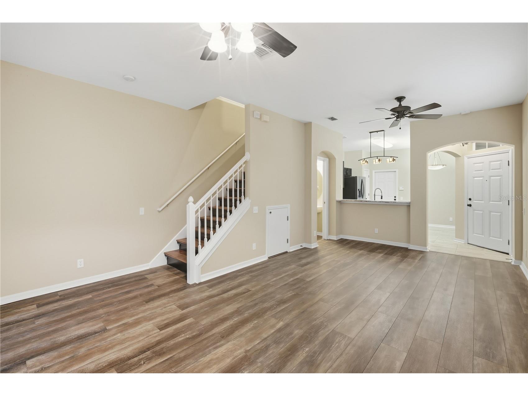 4140 Bismarck Palm Drive Tampa FL 33610 TB8481225 image7