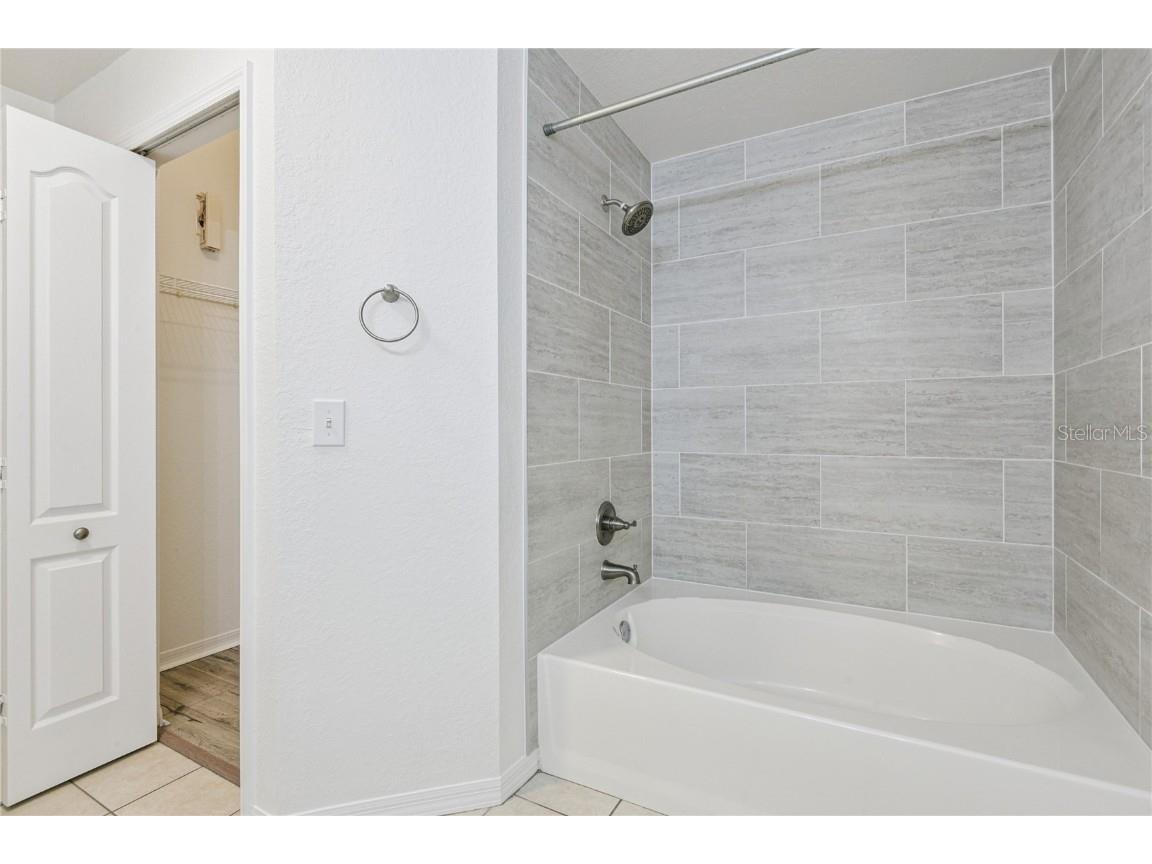 4140 Central Sarasota Parkway #1233 Sarasota FL 34238 C7516573 image18