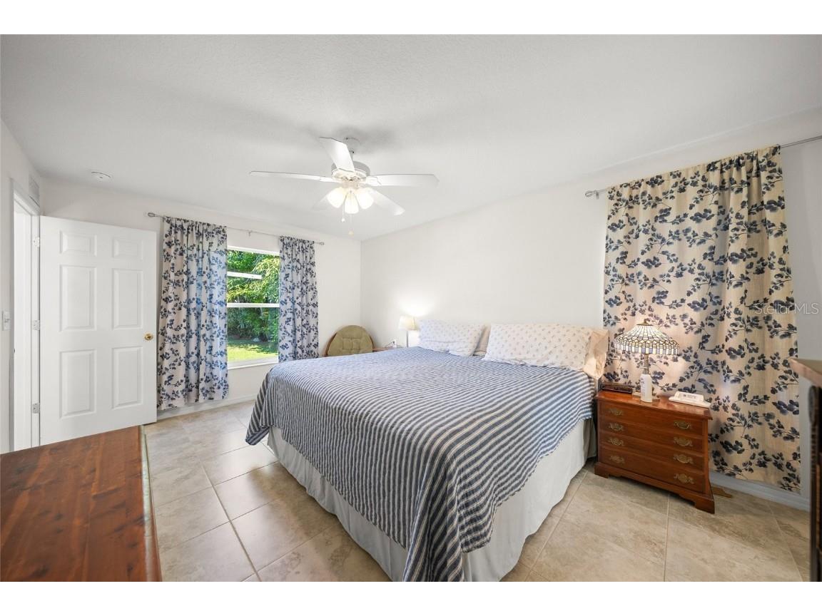 4140 Malden Drive Sarasota FL 34241 A4668055 image19