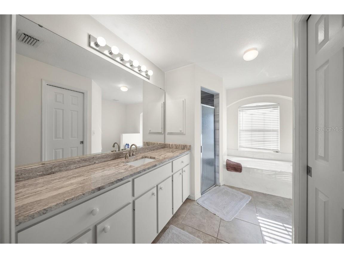 4140 Malden Drive Sarasota FL 34241 A4668055 image20