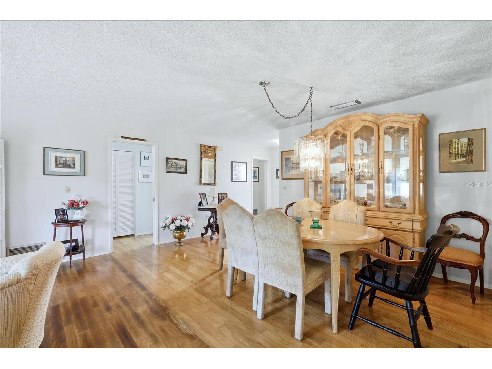 4140 Oakhurst Circle W #3166 Sarasota FL 34233 A4685181 image11
