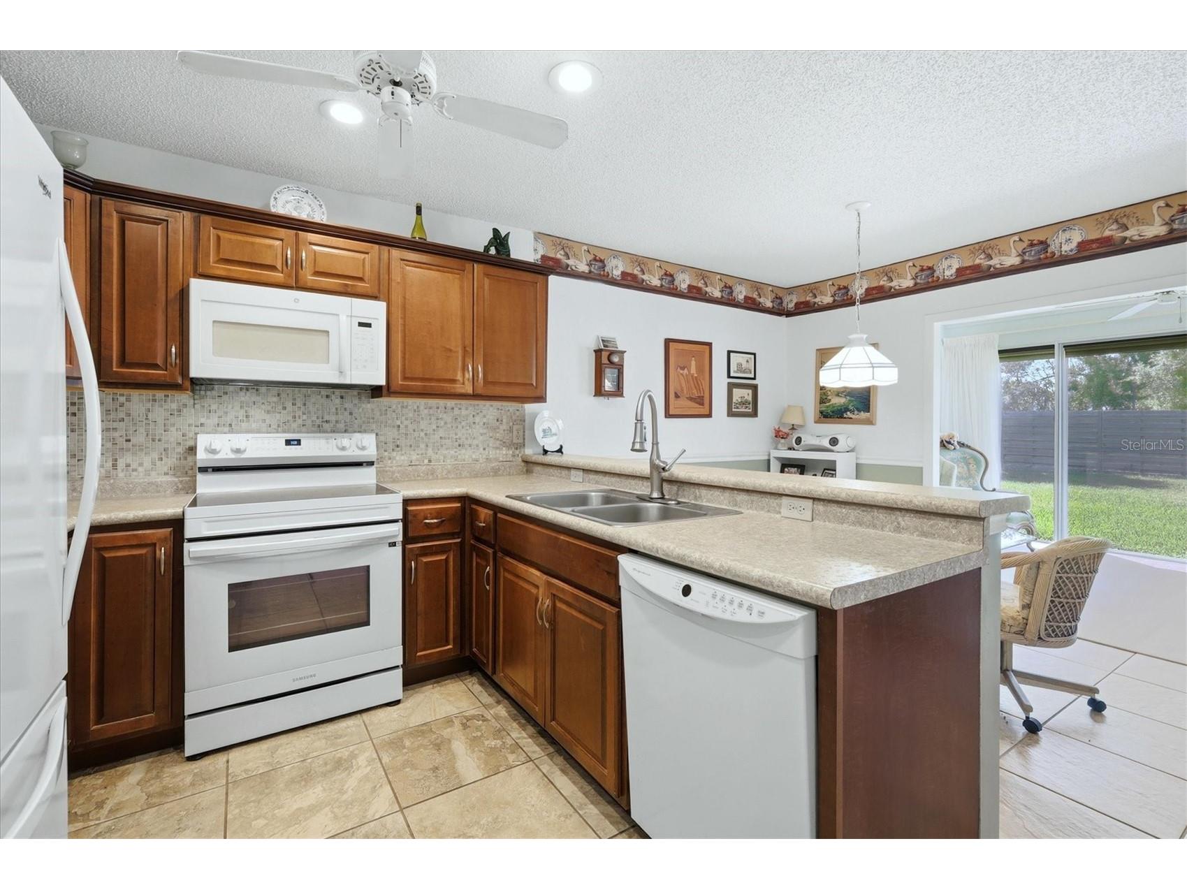 4140 Oakhurst Circle W #3166 Sarasota FL 34233 A4685181 image12