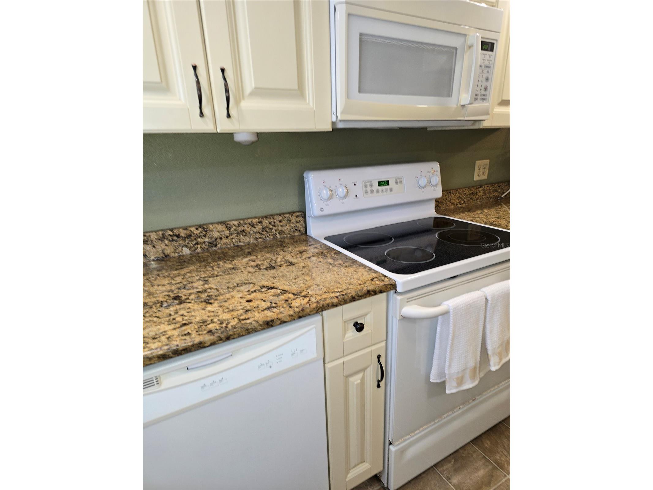 4140 Passport Lane #101 New Port Richey FL 34653 W7883079 image28