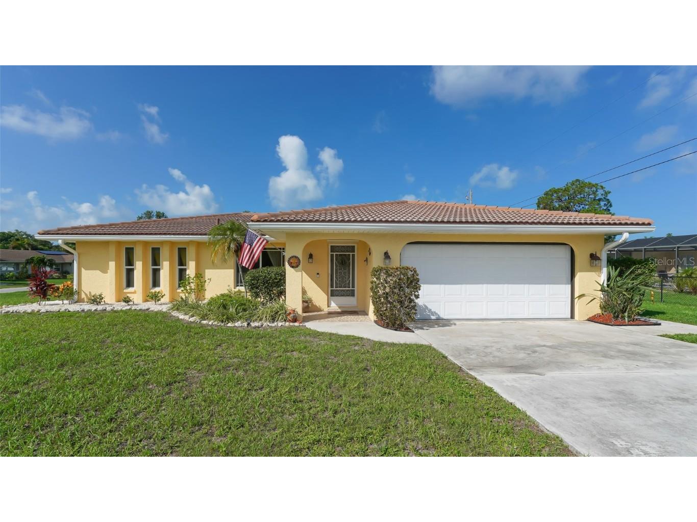 4140 Shamrock Drive, Venice, FL, 34293 MLS N6116361 Edina Realty