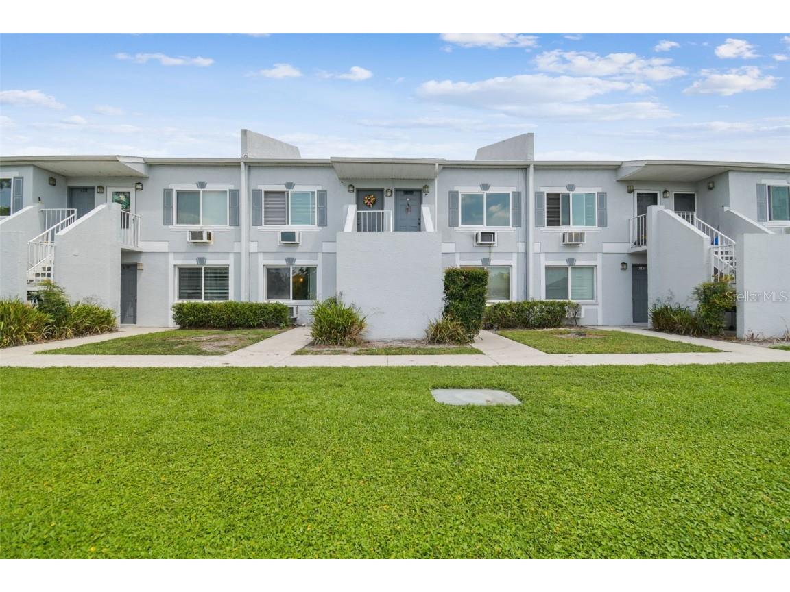 4141 Dolphin Drive #4141 Tampa FL 33617 - HILLSBOROUGH RIVER TB8378428 image1