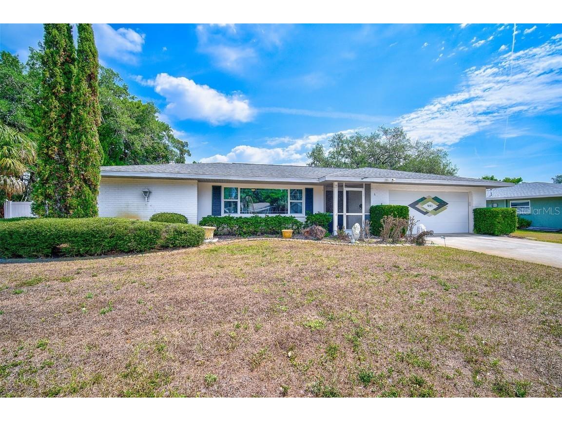 4141 Tee Road Sarasota FL 34235 A4562353 image1