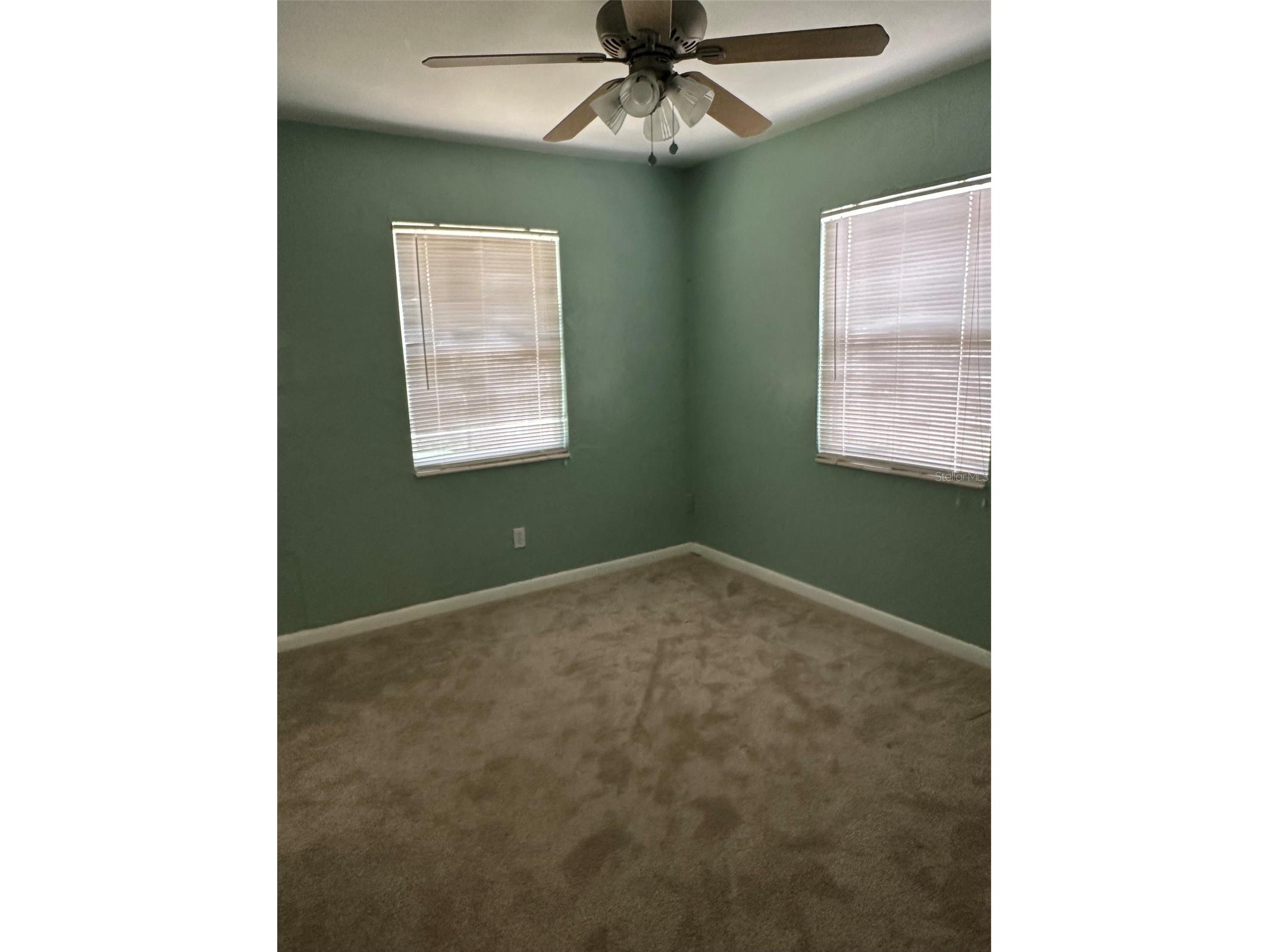 4142 6th Avenue N Saint Petersburg FL 33713 TB8525886 image6