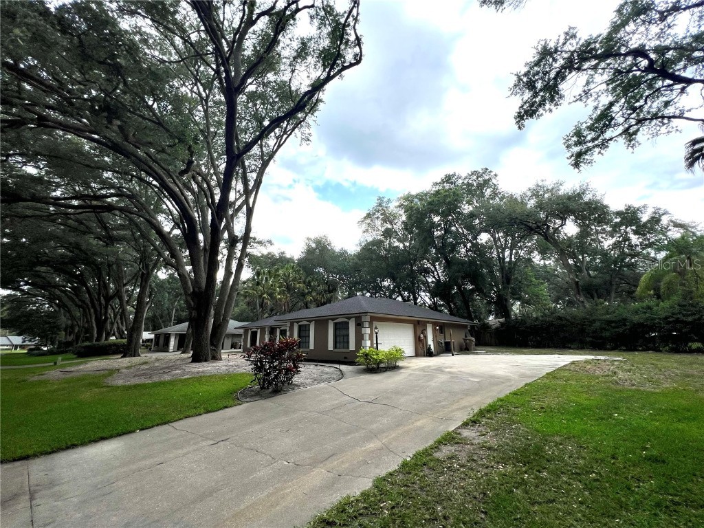 4142 Lake Forest Street Mount Dora FL 32757 S5085347 image1