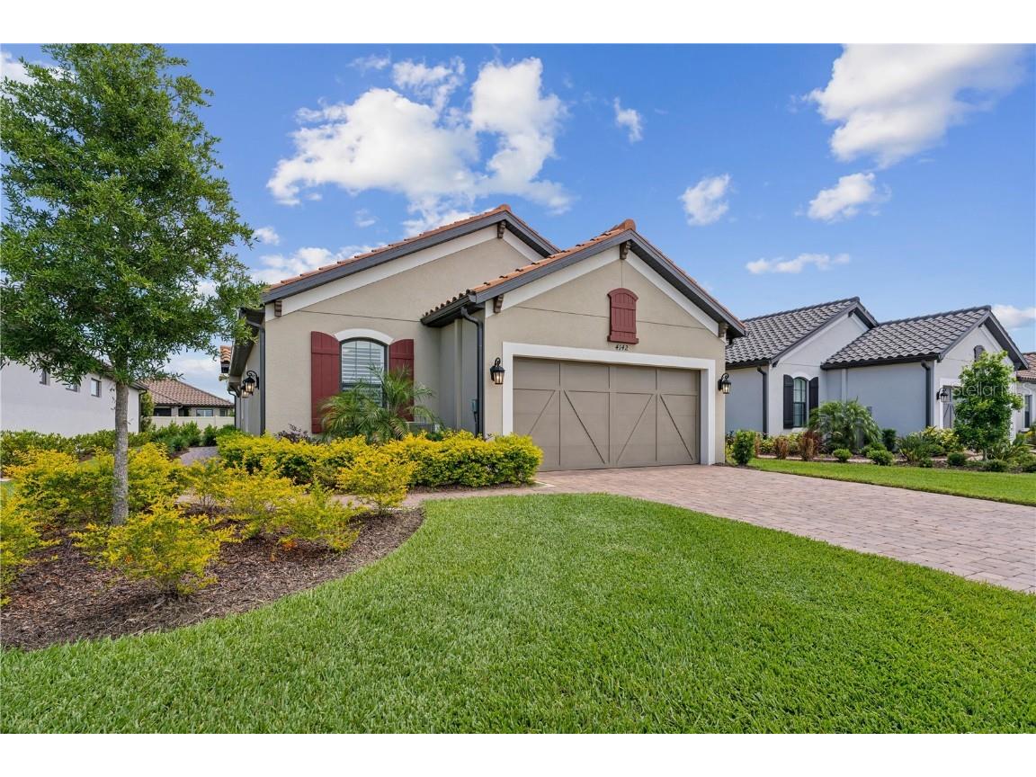 4142 Montegrappa Way Wesley Chapel FL 33543 W7878885 image1