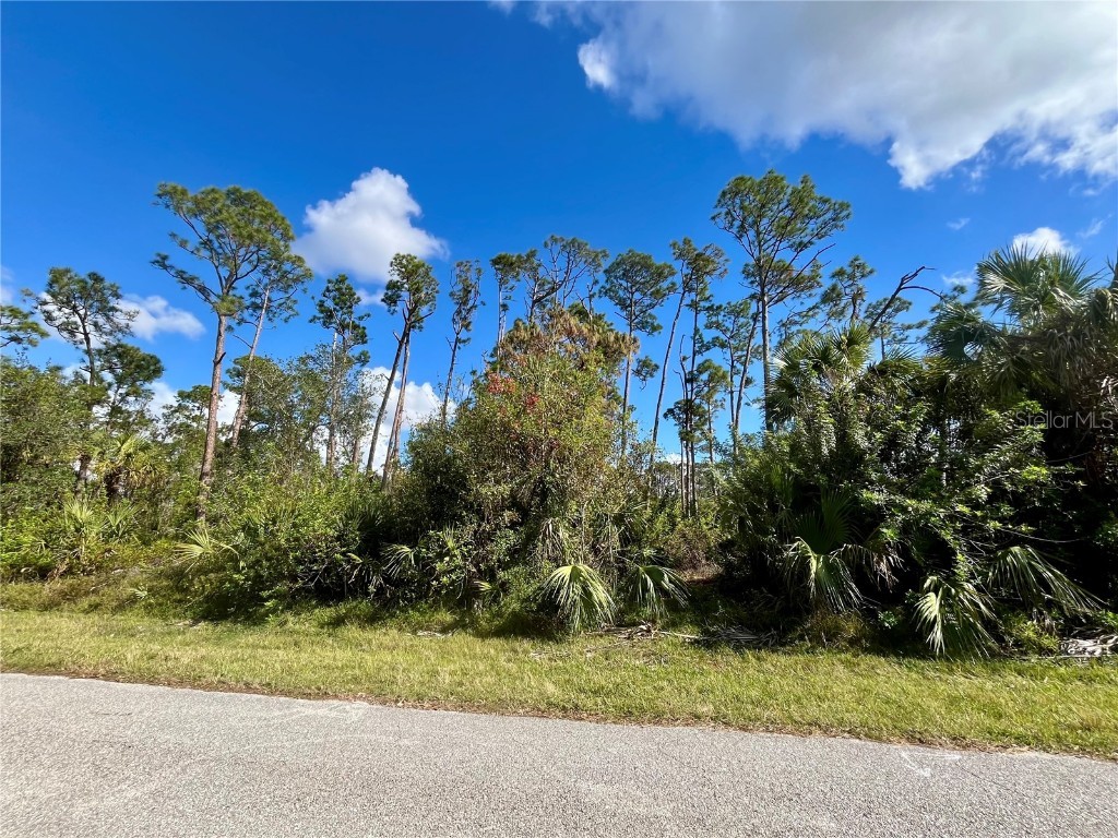 4142 Winona Street Port Charlotte FL 33948 C7502751 image3