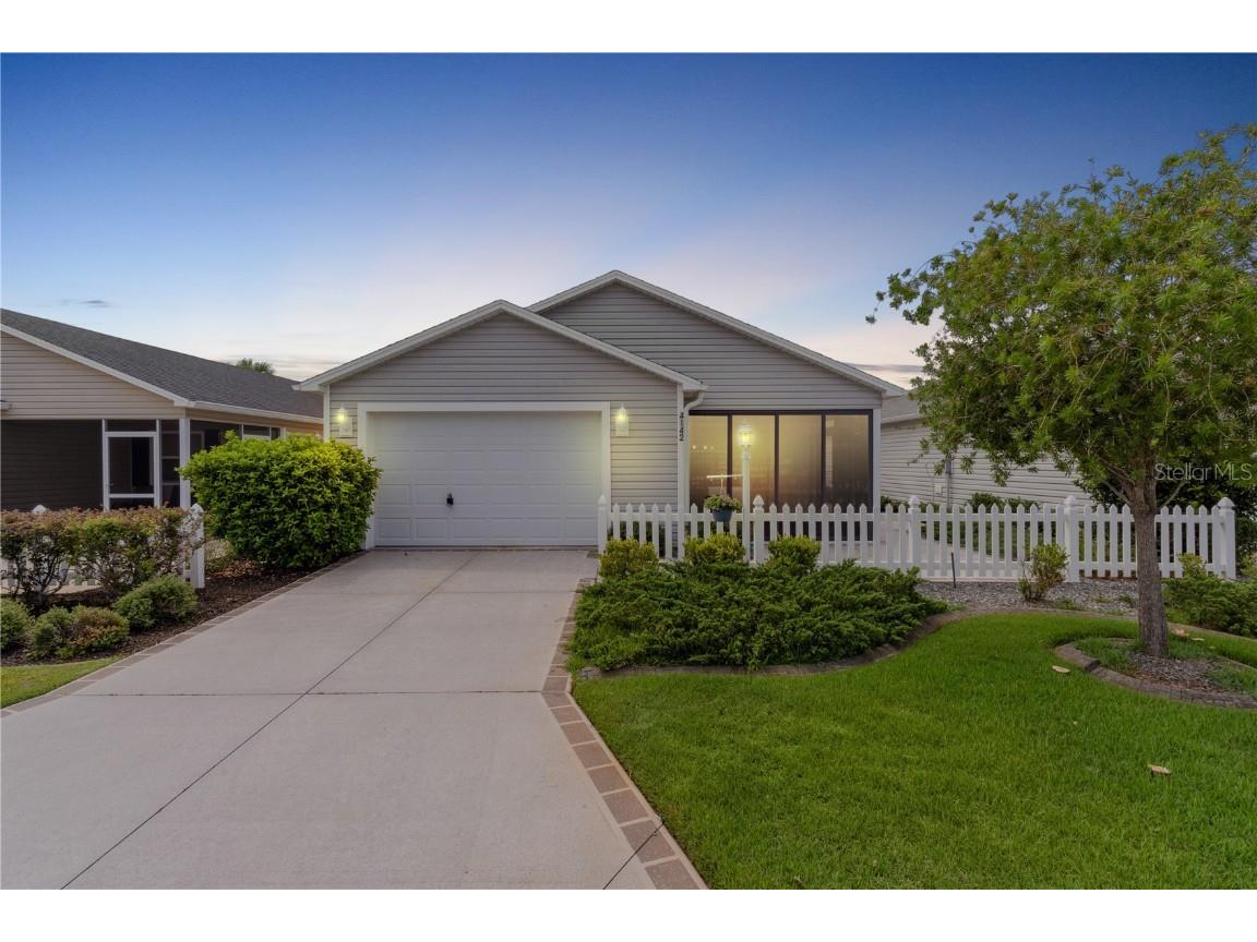 4142 Xanthus Court The Villages FL 32163 G5069507 image1