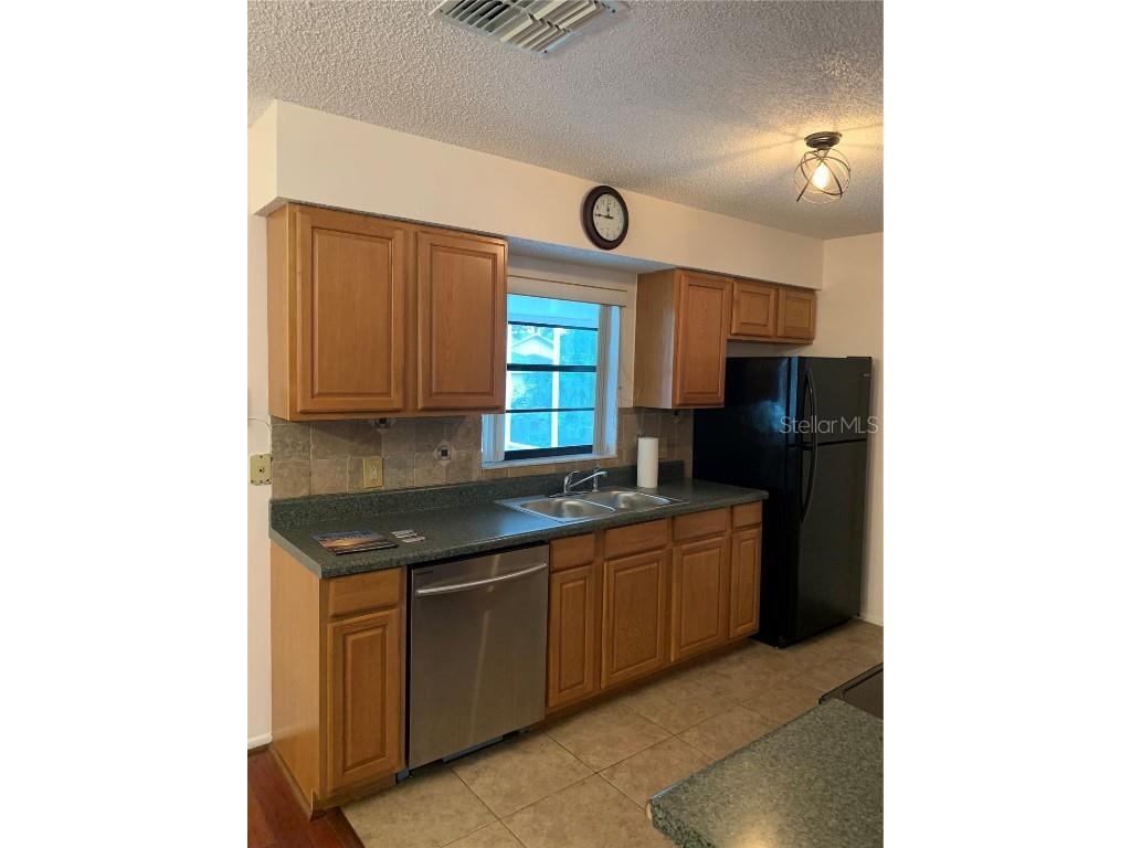 4143 Montano Avenue Spring Hill FL 34609 W7881215 image9