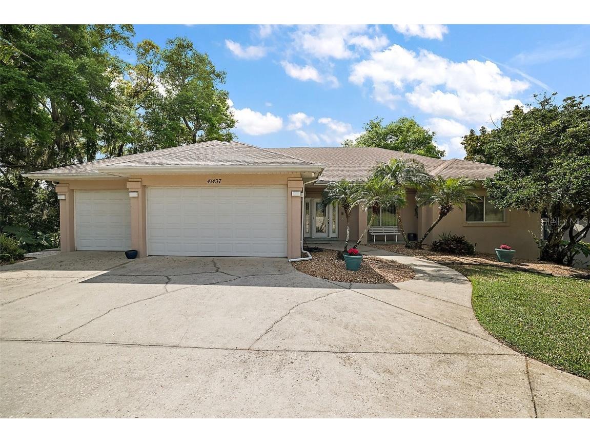 41437 Silver Drive Umatilla FL 32784 - South Twin Lake G5079664 image1