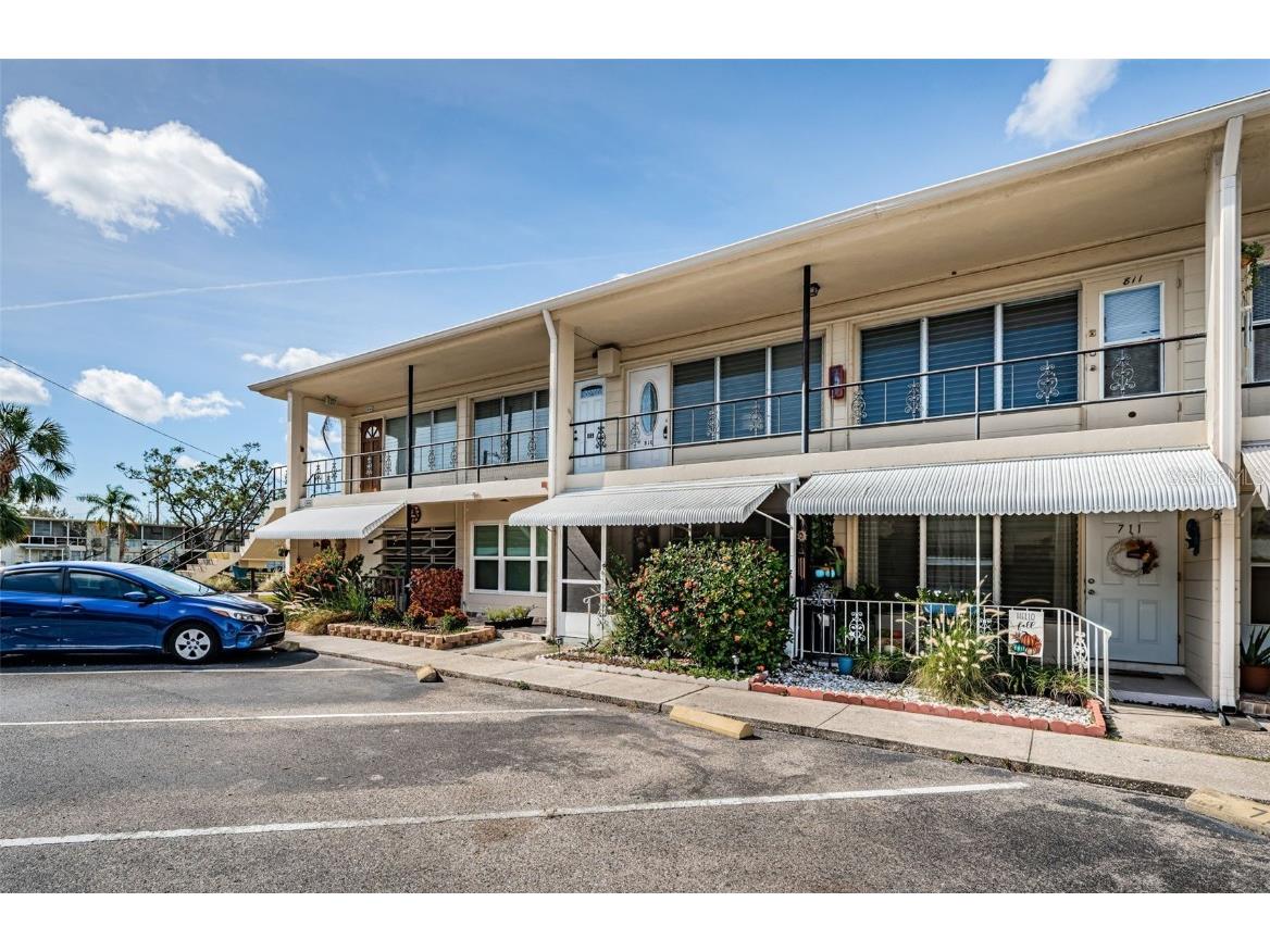 4144 56th Street N #810 Kenneth City FL 33709 TB8317867 image1