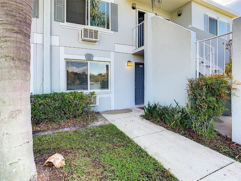 4145 Dolphin Drive #4145 Tampa FL 33617 TB8433224 image1