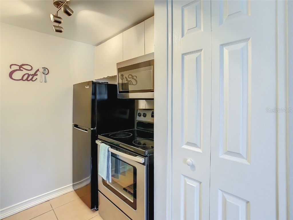 4145 Dolphin Drive #4145 Tampa FL 33617 TB8433224 image4