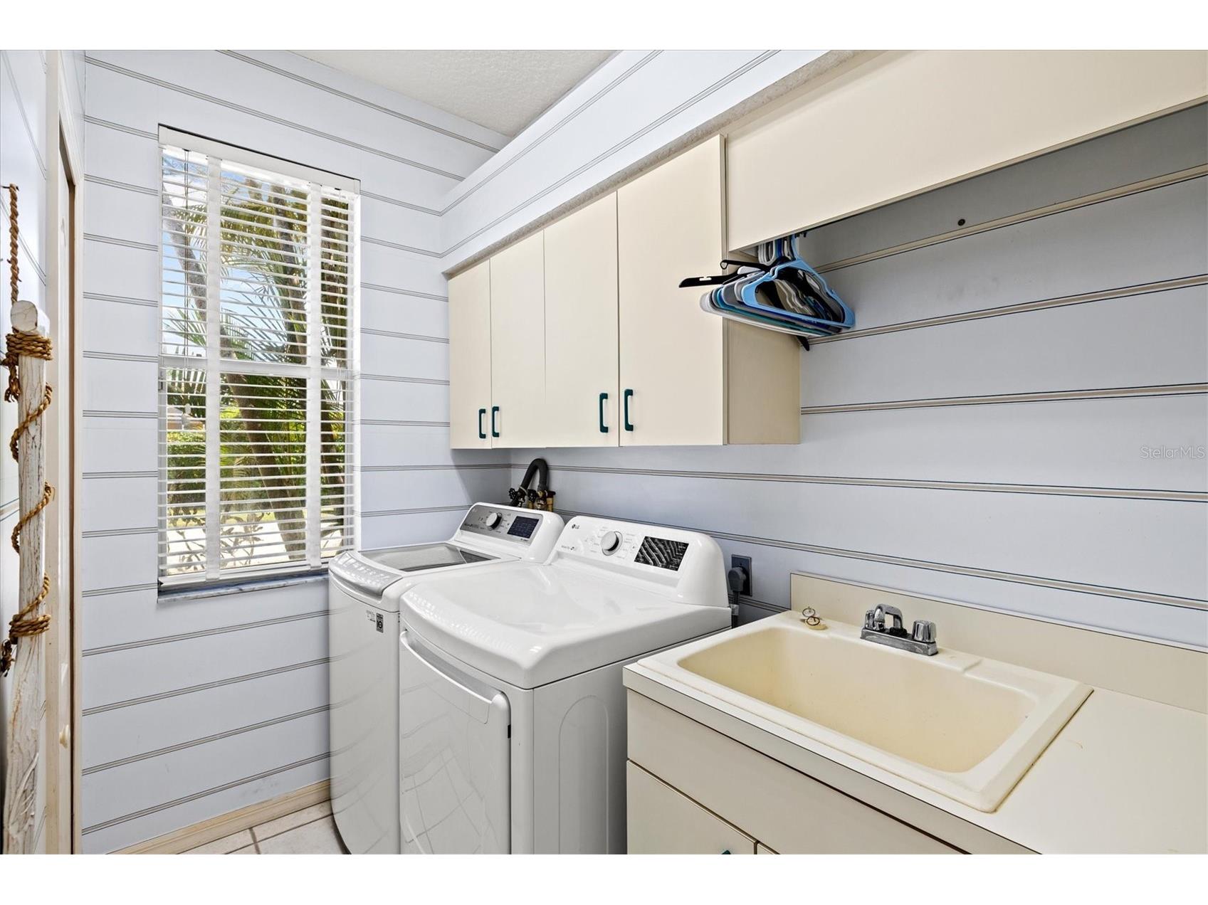 4146 Hearthstone Drive Sarasota FL 34238 A4692600 image22