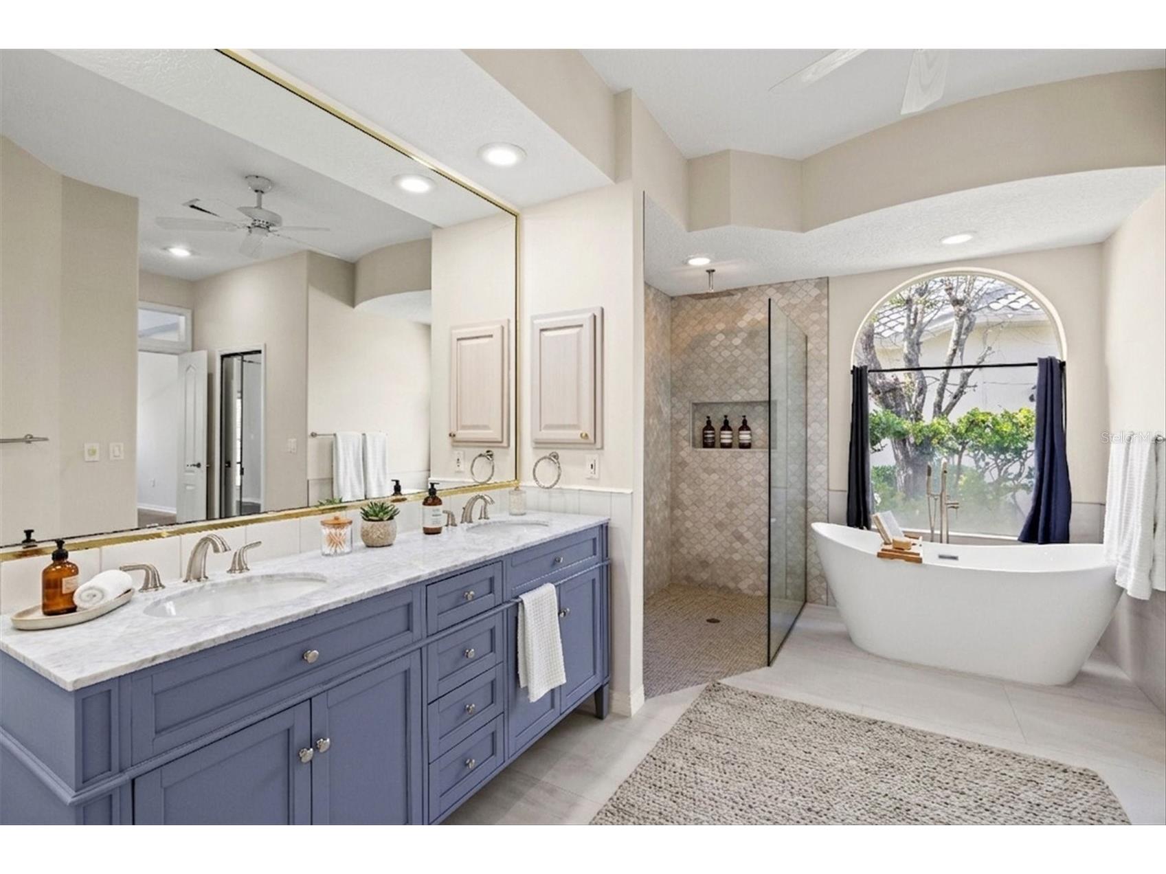4146 Hearthstone Drive Sarasota FL 34238 A4692600 image34