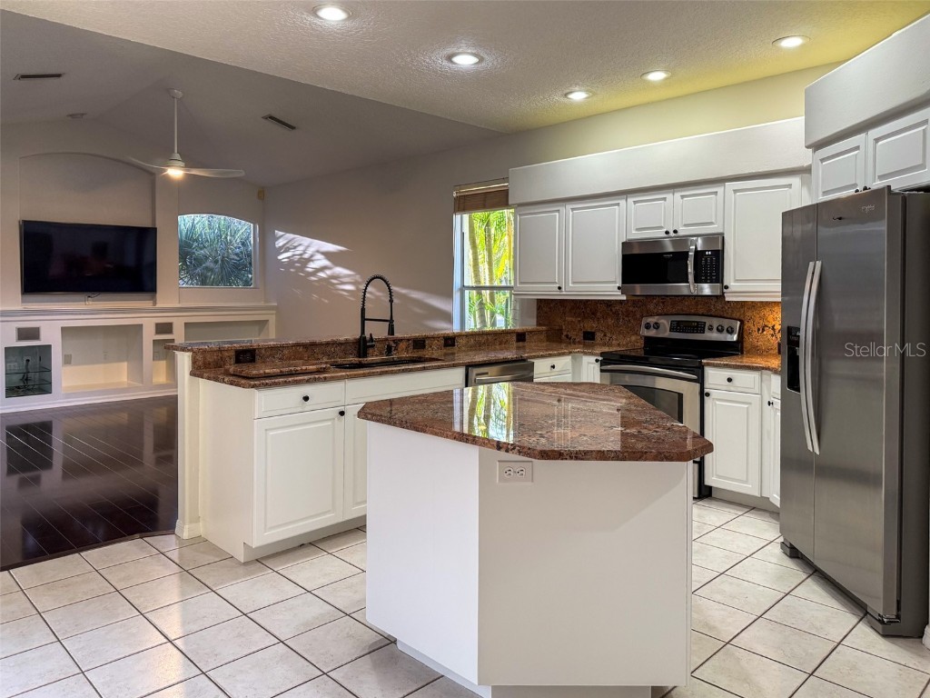 4146 Hearthstone Drive Sarasota FL 34238 C7512873 image9