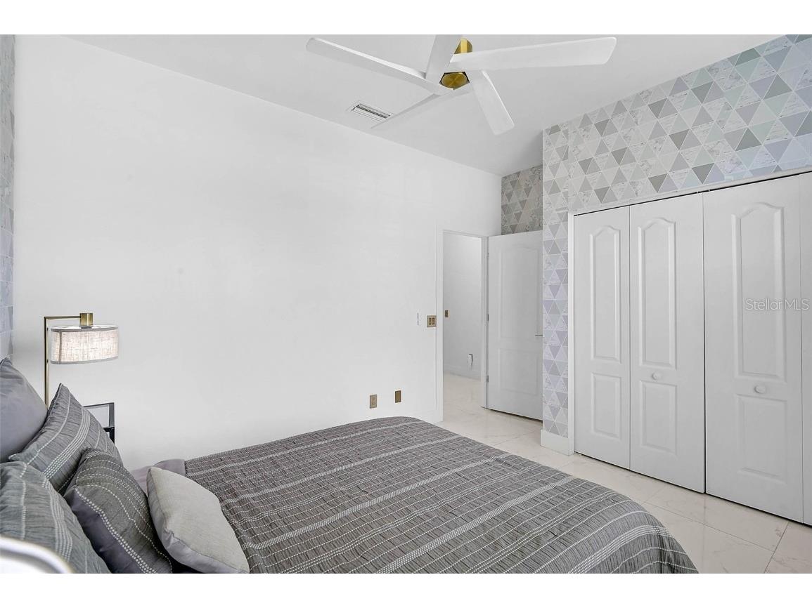 4146 Westbourne Circle Sarasota FL 34238 A4646621 image22