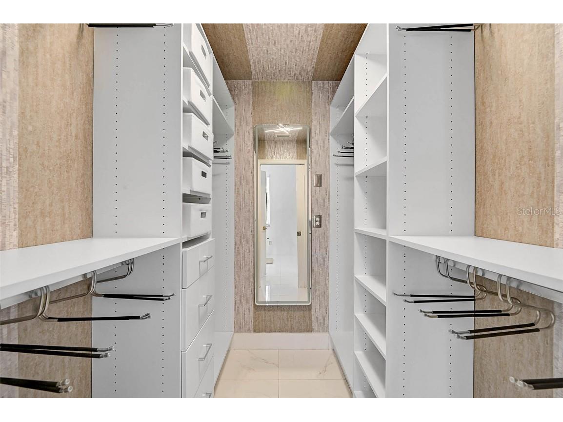 4146 Westbourne Circle Sarasota FL 34238 A4646621 image28