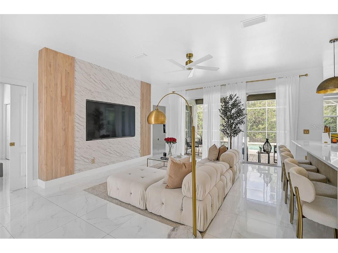 4146 Westbourne Circle Sarasota FL 34238 A4646621 image3