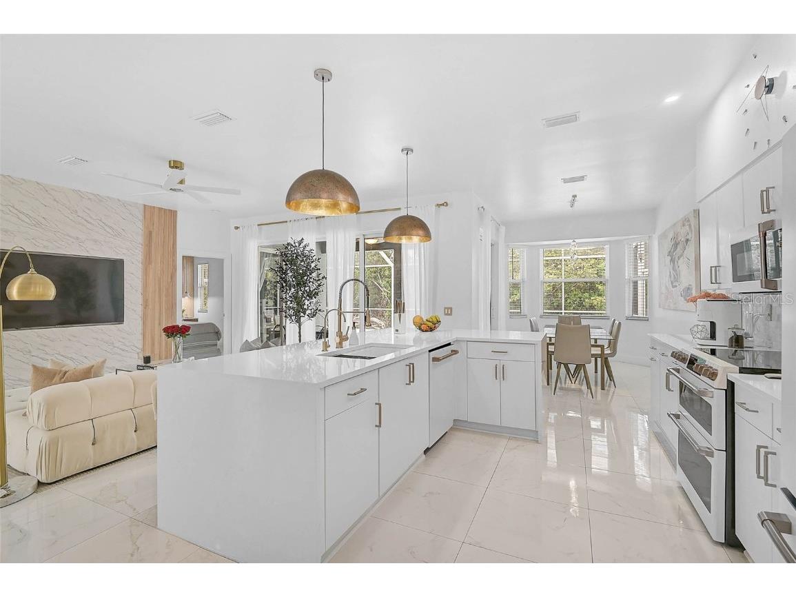 4146 Westbourne Circle Sarasota FL 34238 A4646621 image8