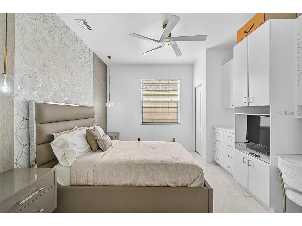 4146 Westbourne Circle Sarasota FL 34238 A4649882 image18