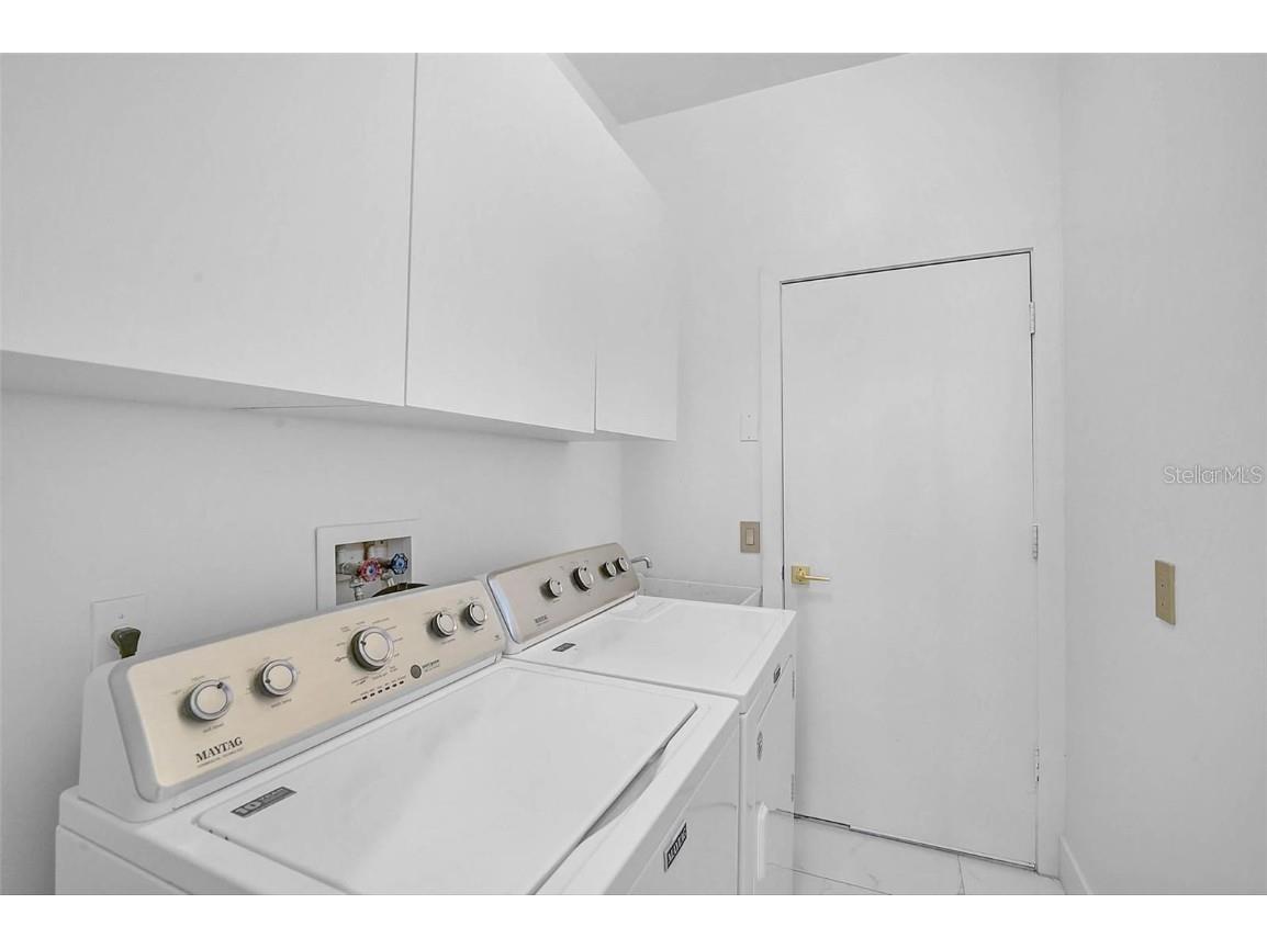 4146 Westbourne Circle Sarasota FL 34238 A4649882 image30