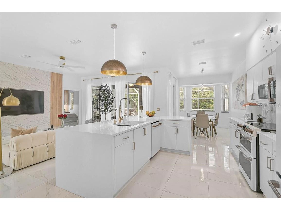 4146 Westbourne Circle Sarasota FL 34238 A4649882 image6