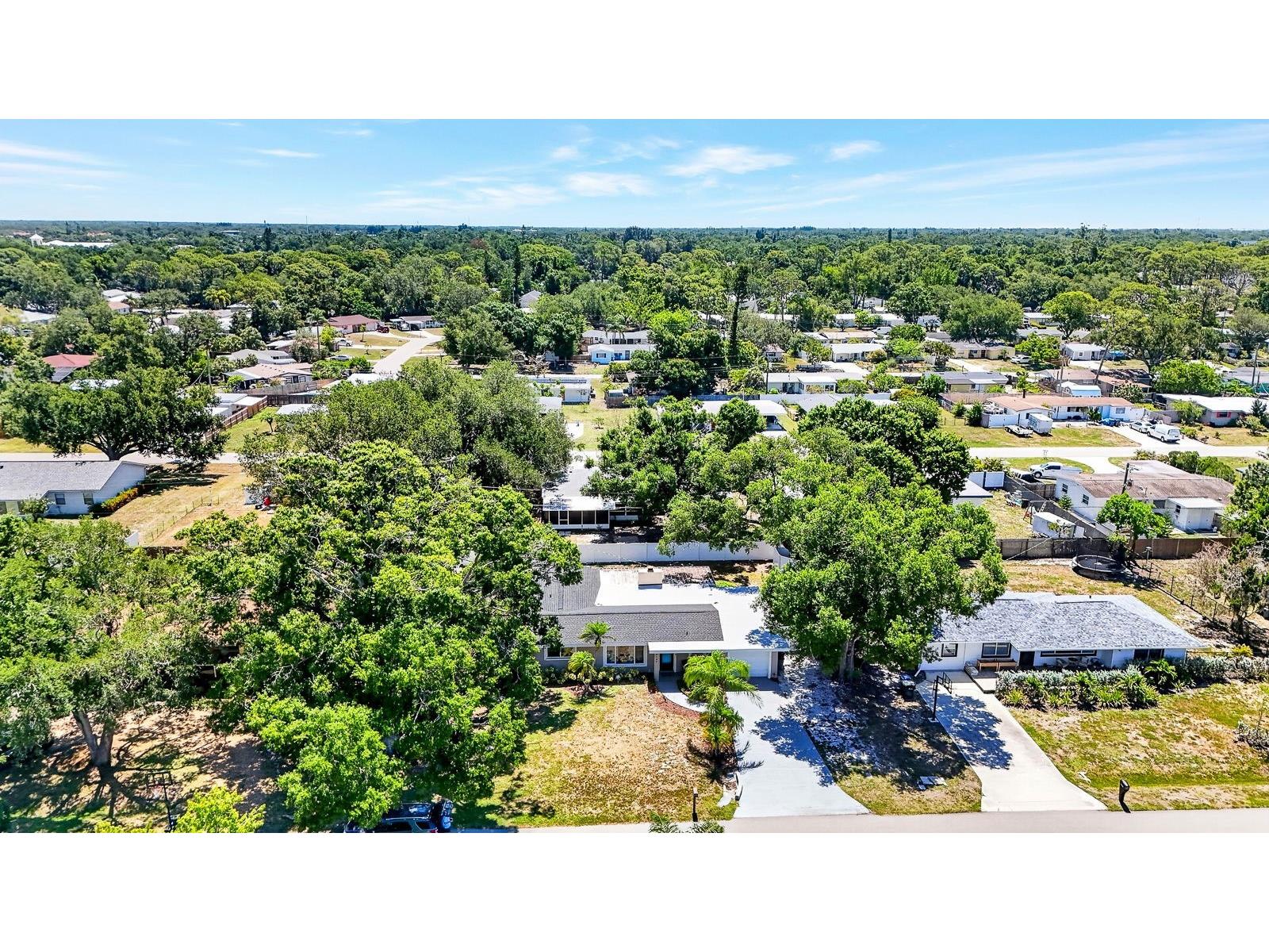 4147 Augustine Avenue Sarasota FL 34231 A4697916 image41