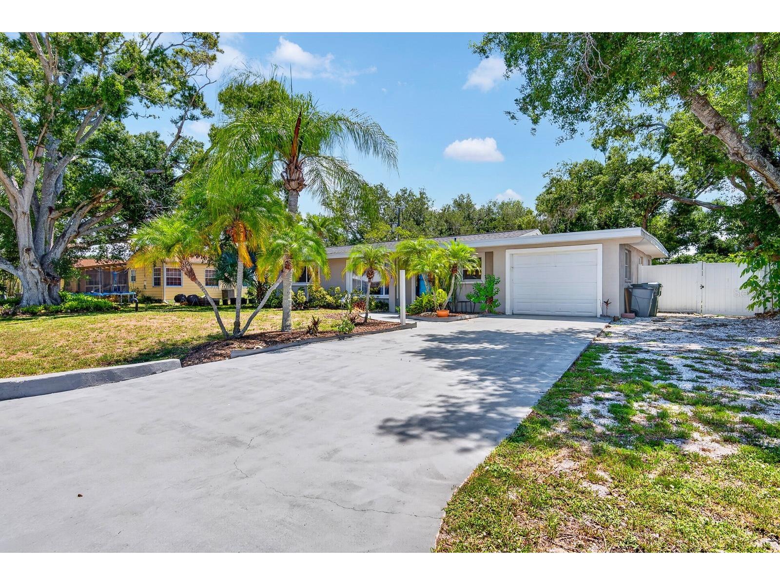 4147 Augustine Avenue Sarasota FL 34231 A4697916 image48