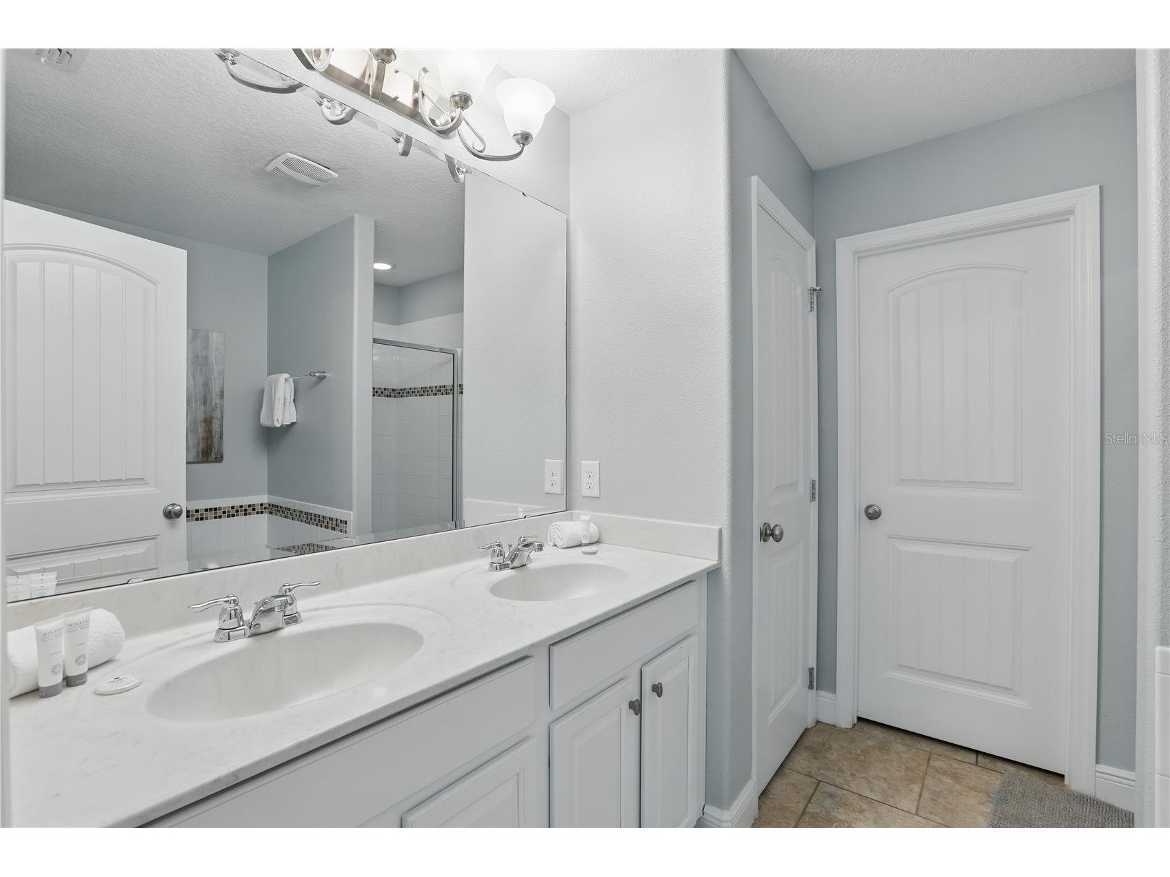 4147 Oaktree Drive Davenport FL 33837 OM723980 image18