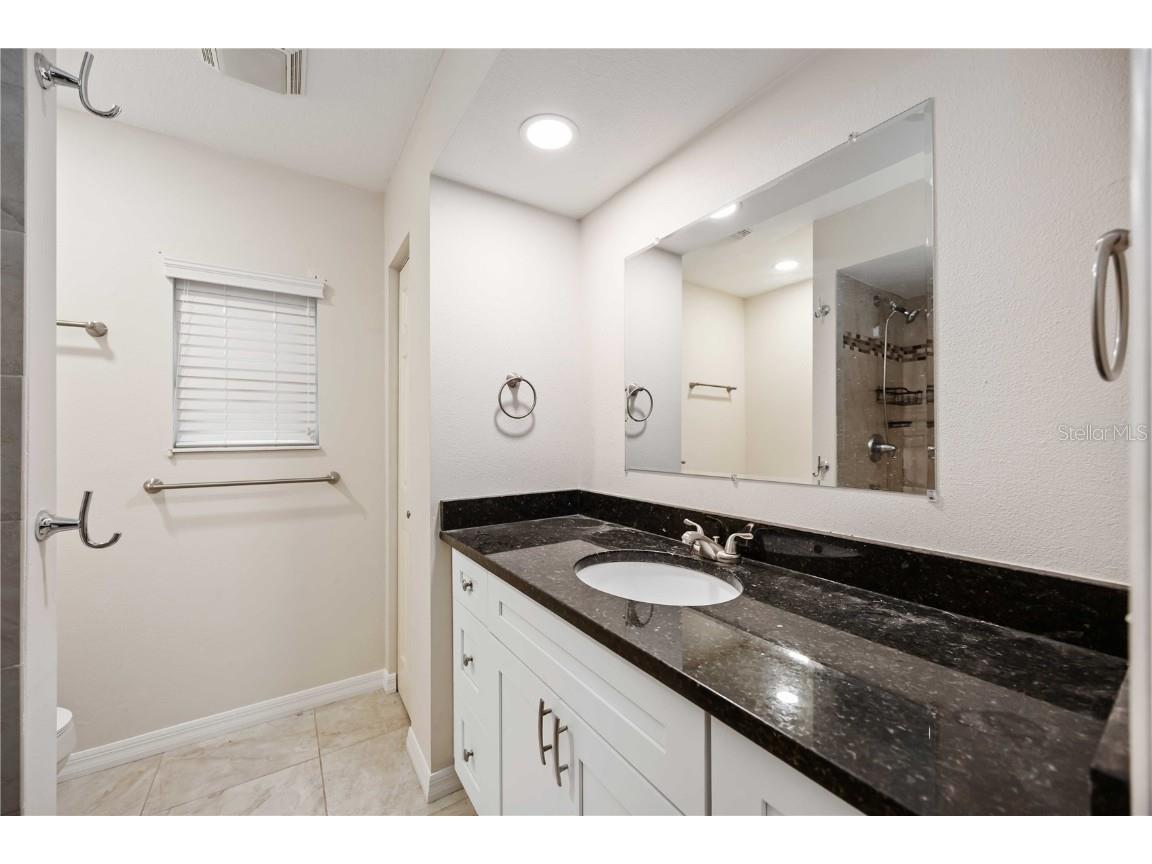 4148 Lancaster Drive Sarasota FL 34241 A4664113 image33