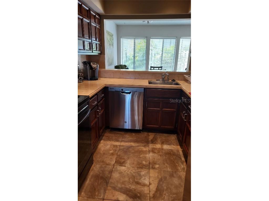 4148 Player Circle #106 Orlando FL 32808 O6367702 image2