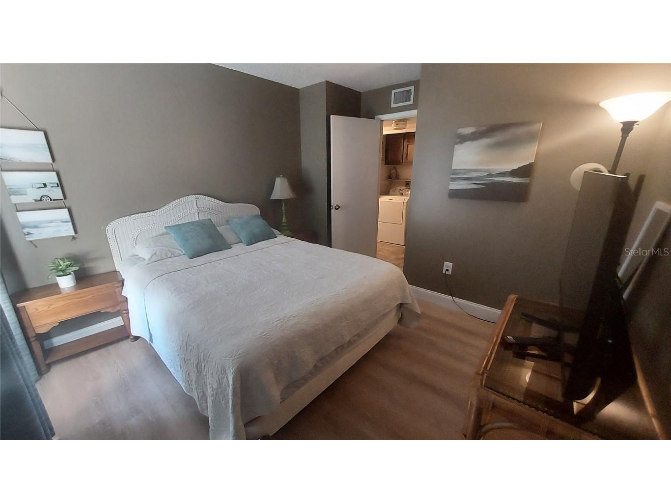 4148 Player Circle #106 Orlando FL 32808 O6367702 image5