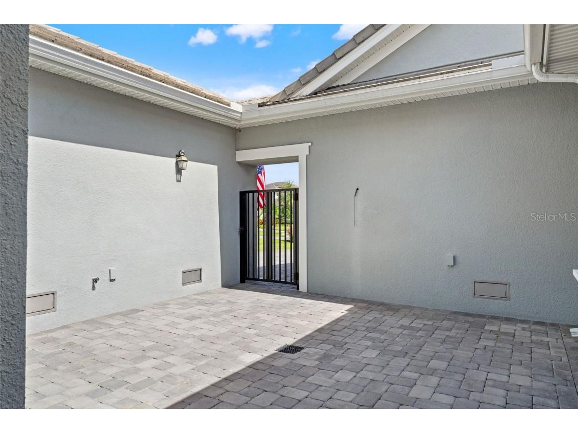 4148 Rocky Shores Drive Tampa FL 33634 TB8436522 image81