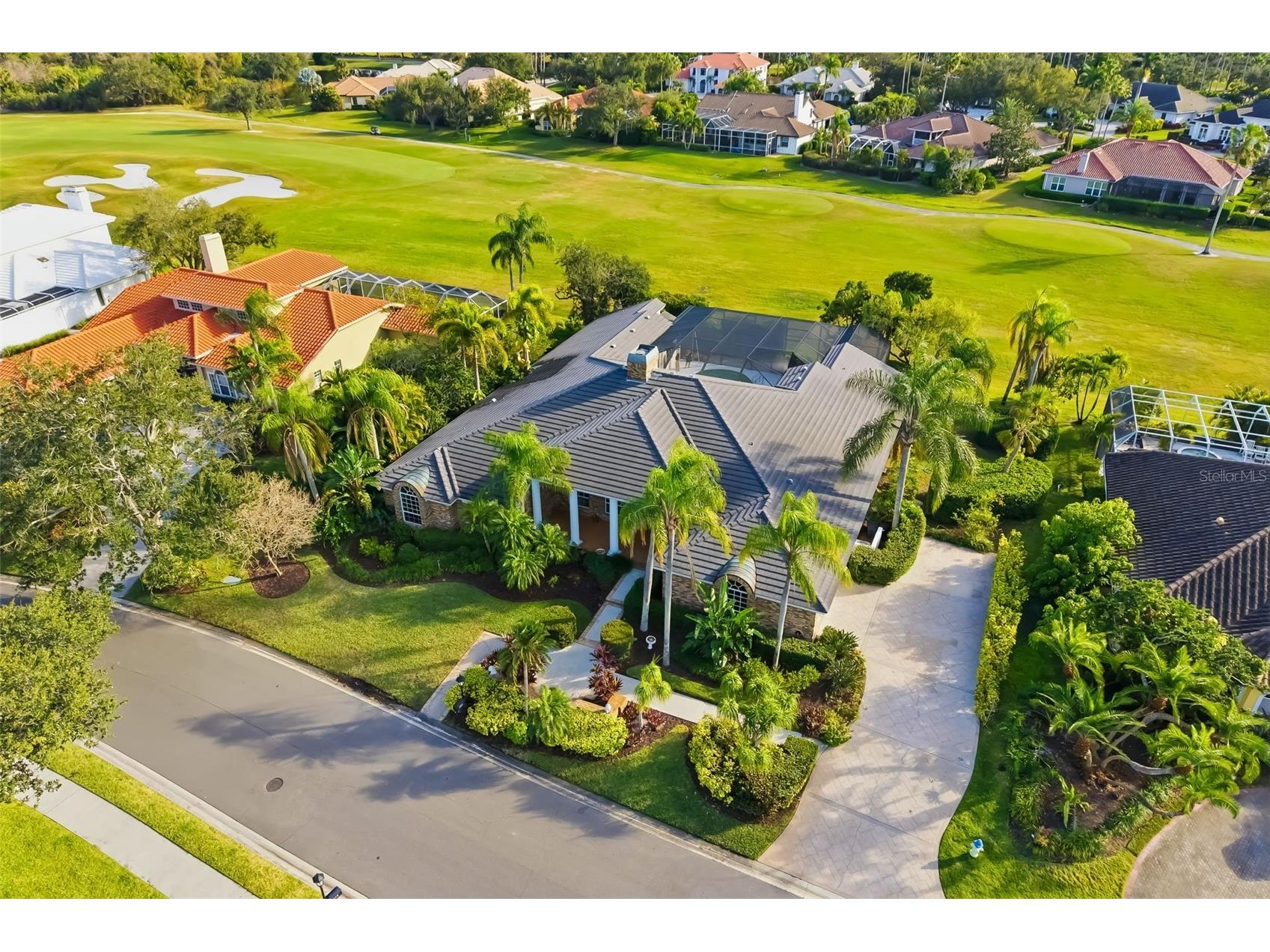 4149 Escondito Circle Sarasota FL 34238 A4679157 image1