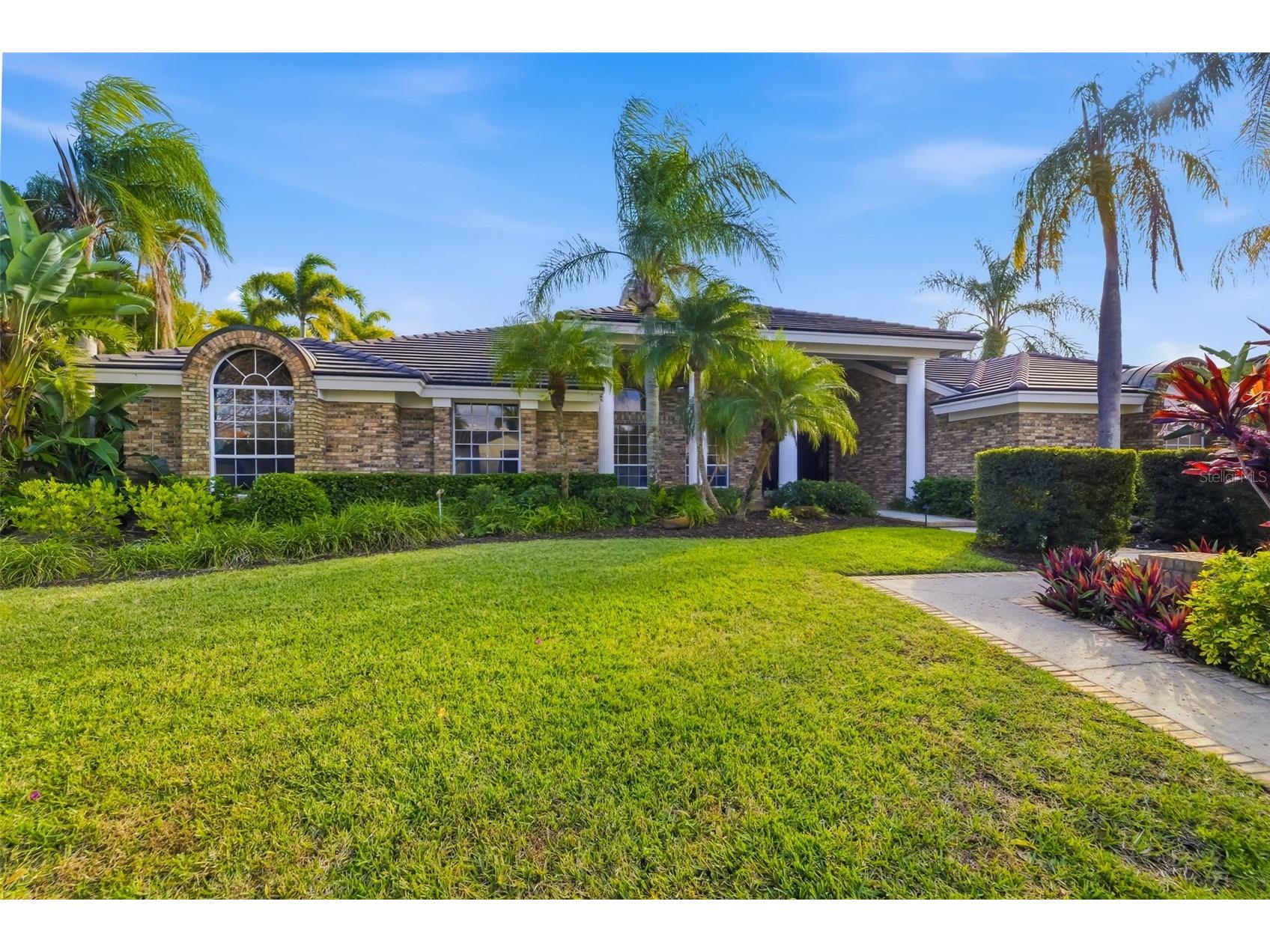 4149 Escondito Circle Sarasota FL 34238 A4679157 image4