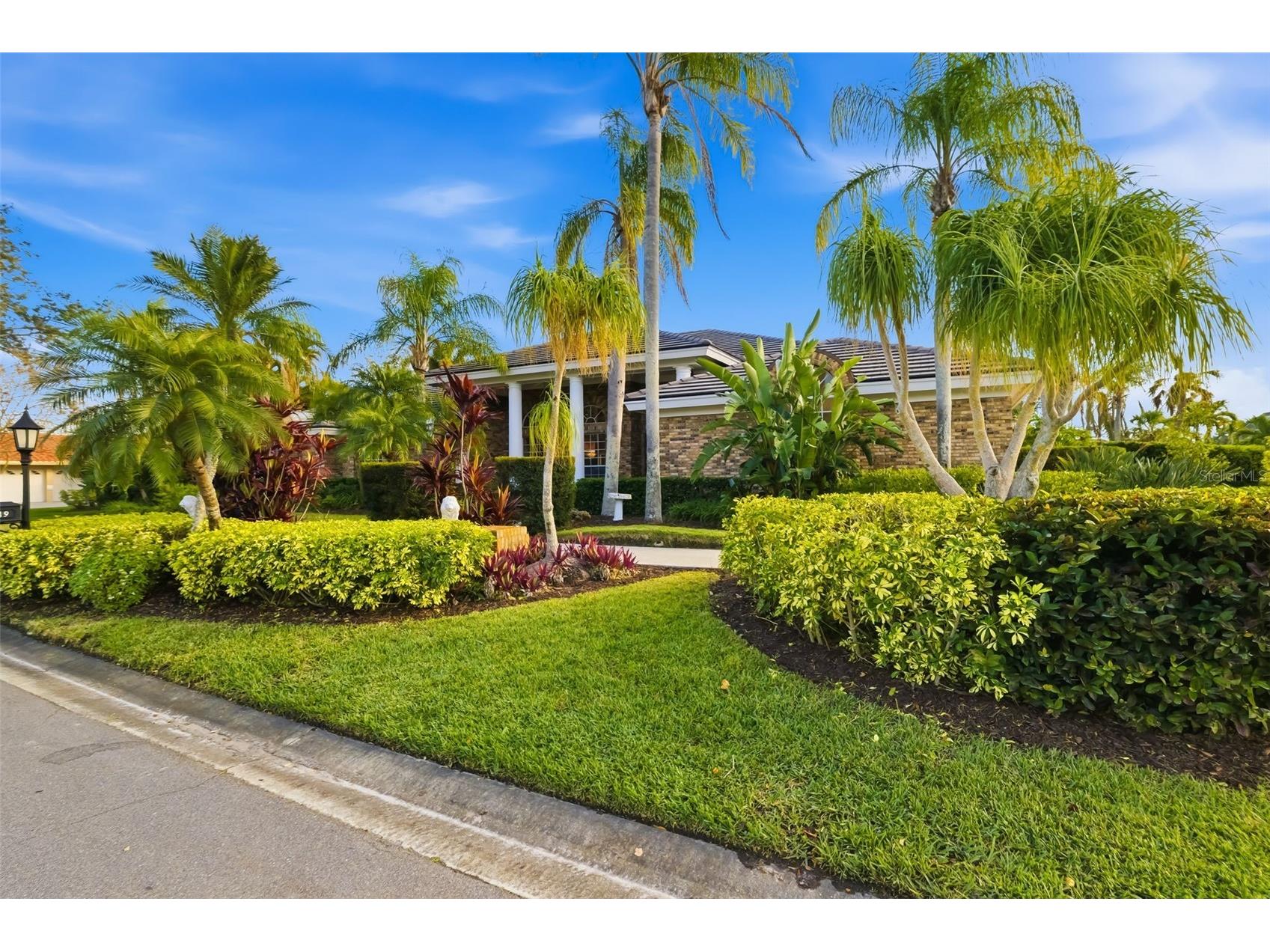 4149 Escondito Circle Sarasota FL 34238 A4679157 image5