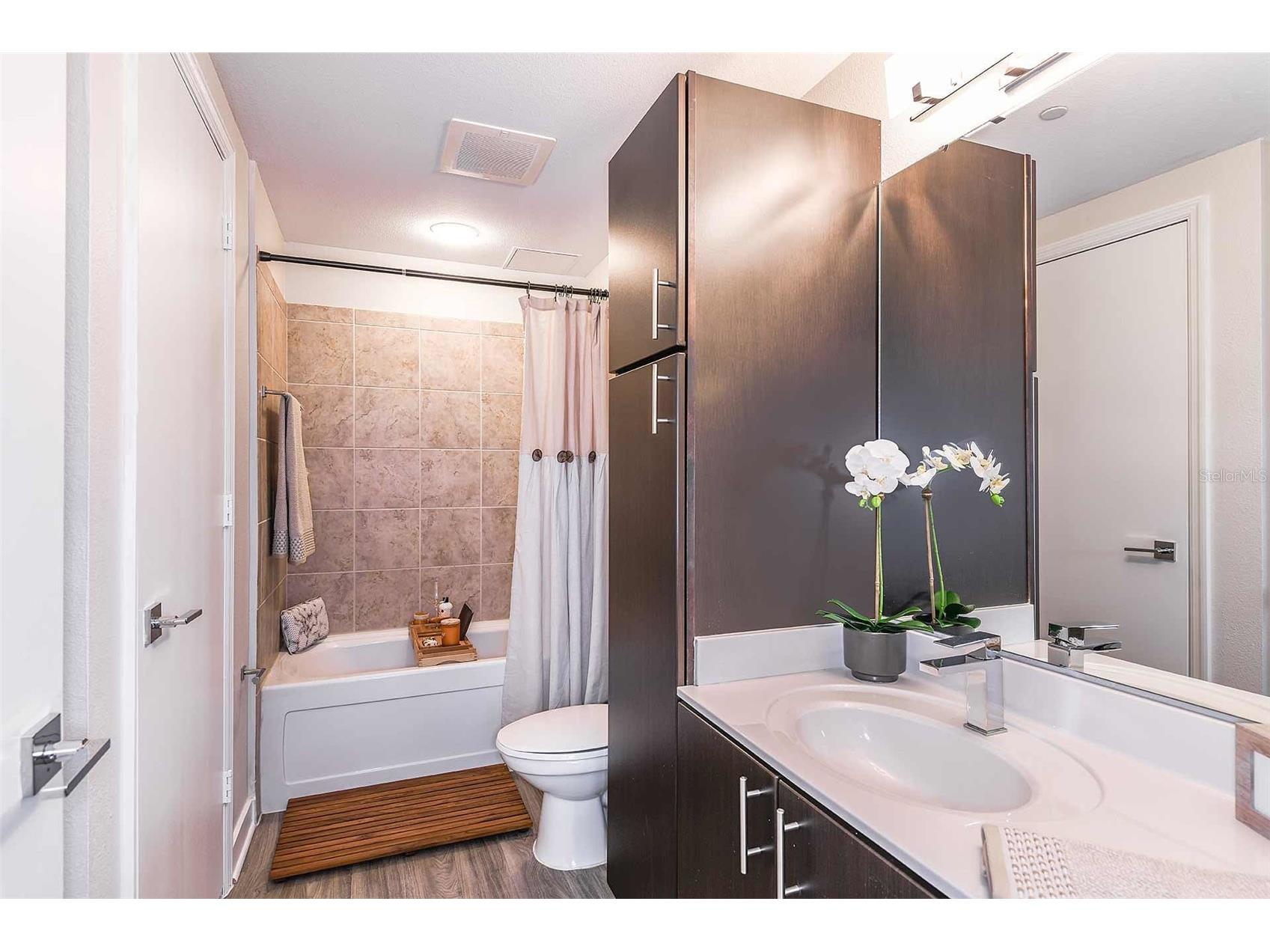 415-1 E Pine Street Orlando FL 32801 O6360901 image15