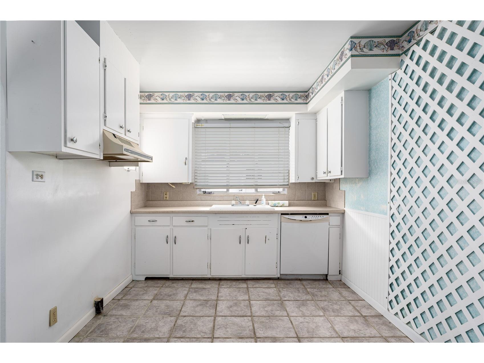 415 20th Avenue W Palmetto FL 34221 A4693886 image8