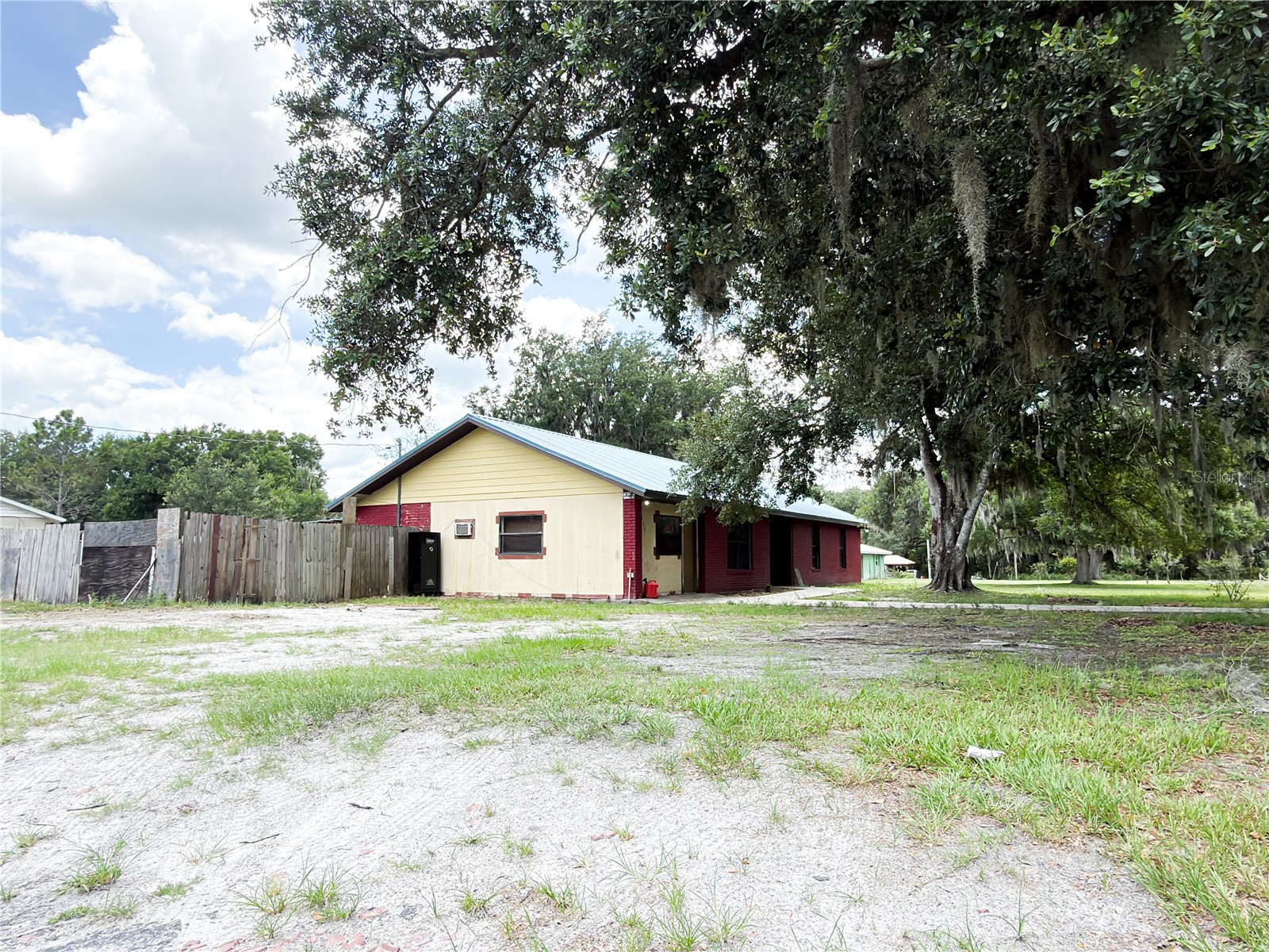 415 3rd Street W Zolfo Springs FL 33890 P4938972 image2