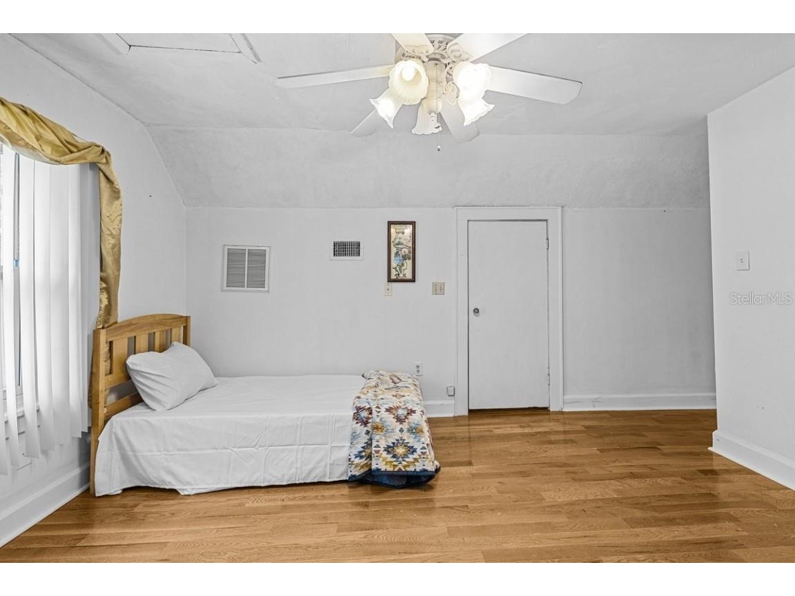 415 Avenue K NE Winter Haven FL 33881 TB8337231 image36