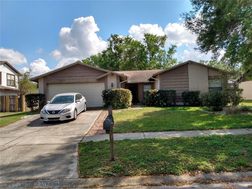 415 Bloomingfield Drive Brandon FL 33511 TB8326448 image1