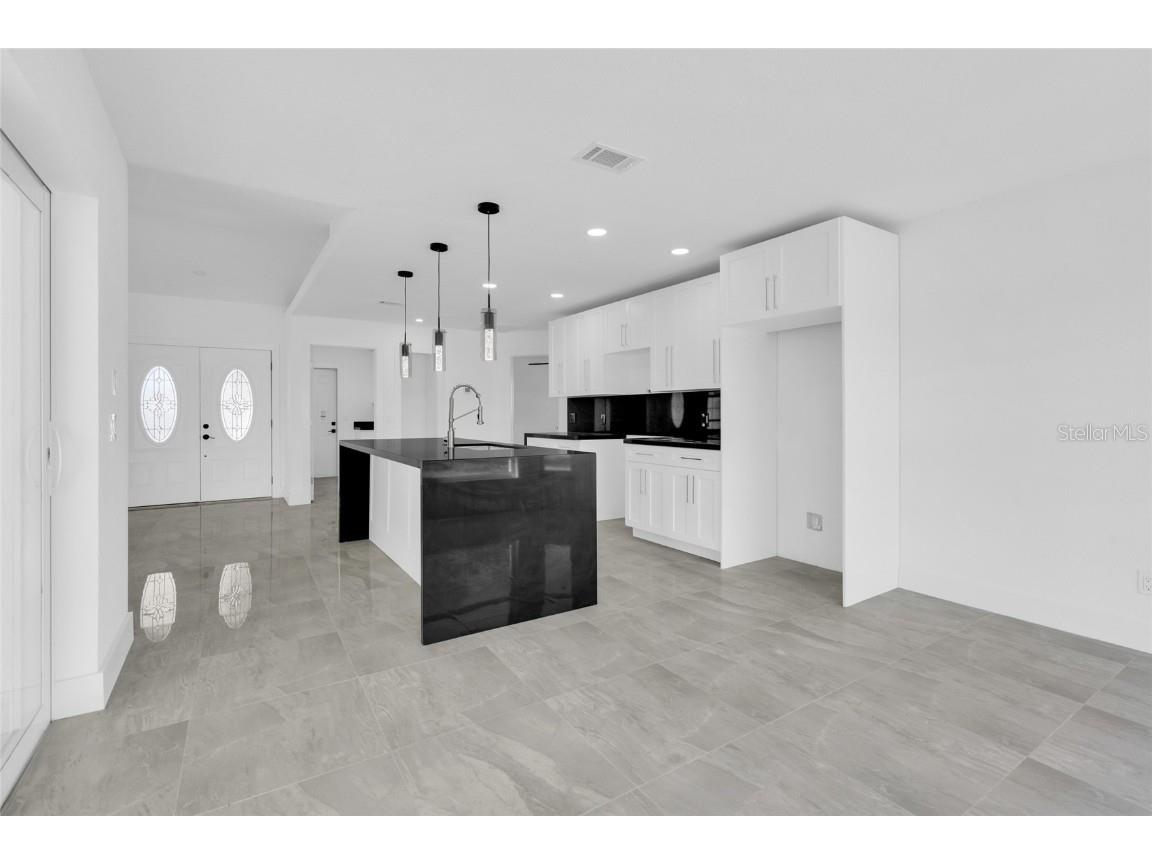 415 Cortez Drive Punta Gorda FL 33980 D6145162 image5