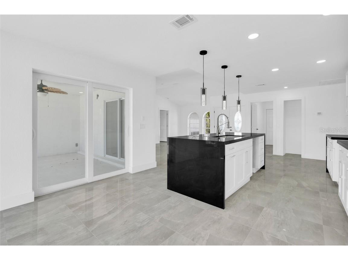 415 Cortez Drive Punta Gorda FL 33980 D6145162 image6