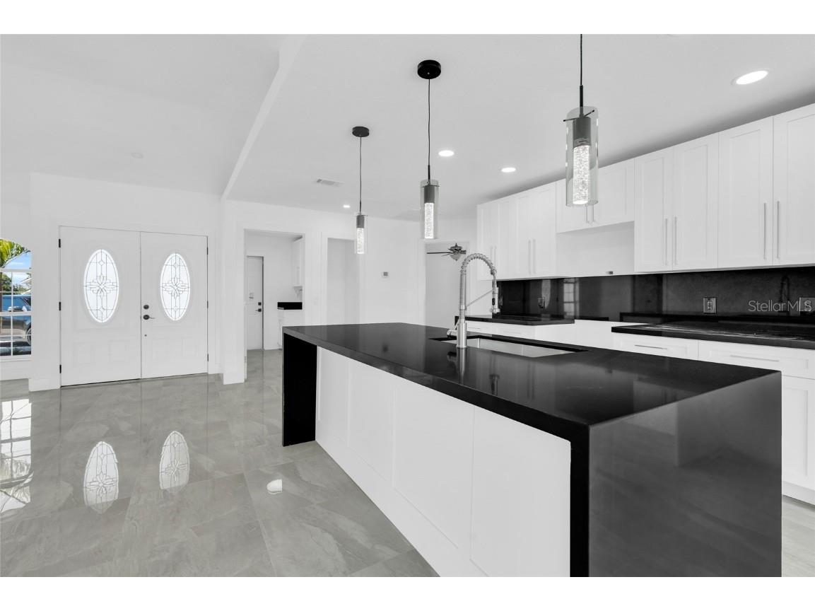 415 Cortez Drive Punta Gorda FL 33980 D6145162 image8